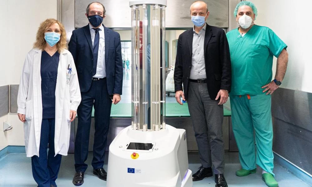 Τάλως: Eνα ρομπότ που απολυμαίνει με υπεριώδη ακτινοβολία